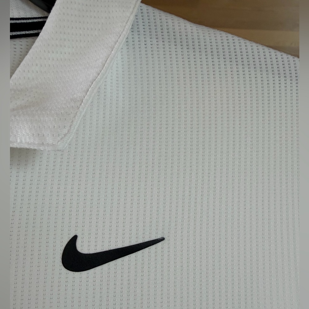 Nike Dri-FIT Sleeveless Polo Shirts (One Black & One White) Tennis Golf Set M - Picture 4 of 12